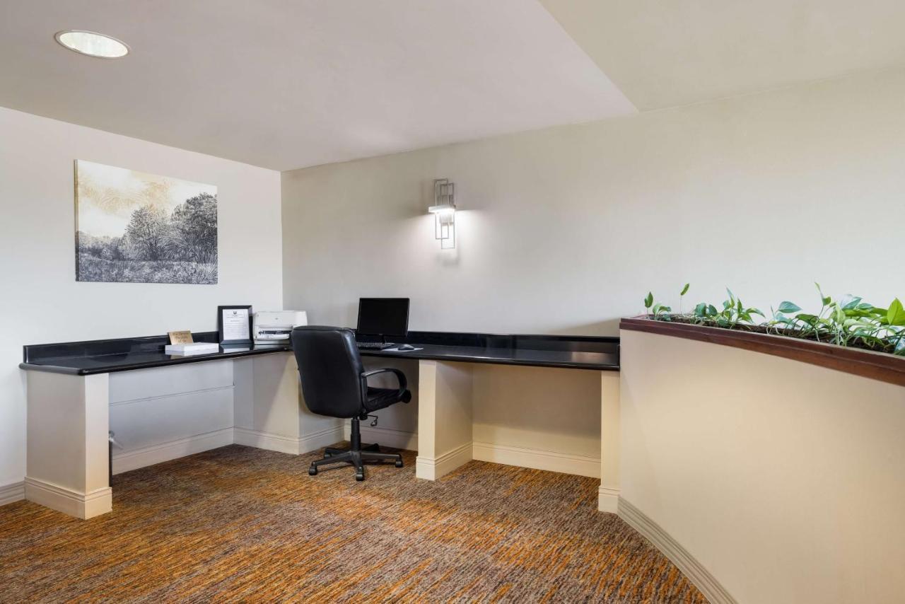 Sayre Best Western Grand Victorian Inn מראה חיצוני תמונה